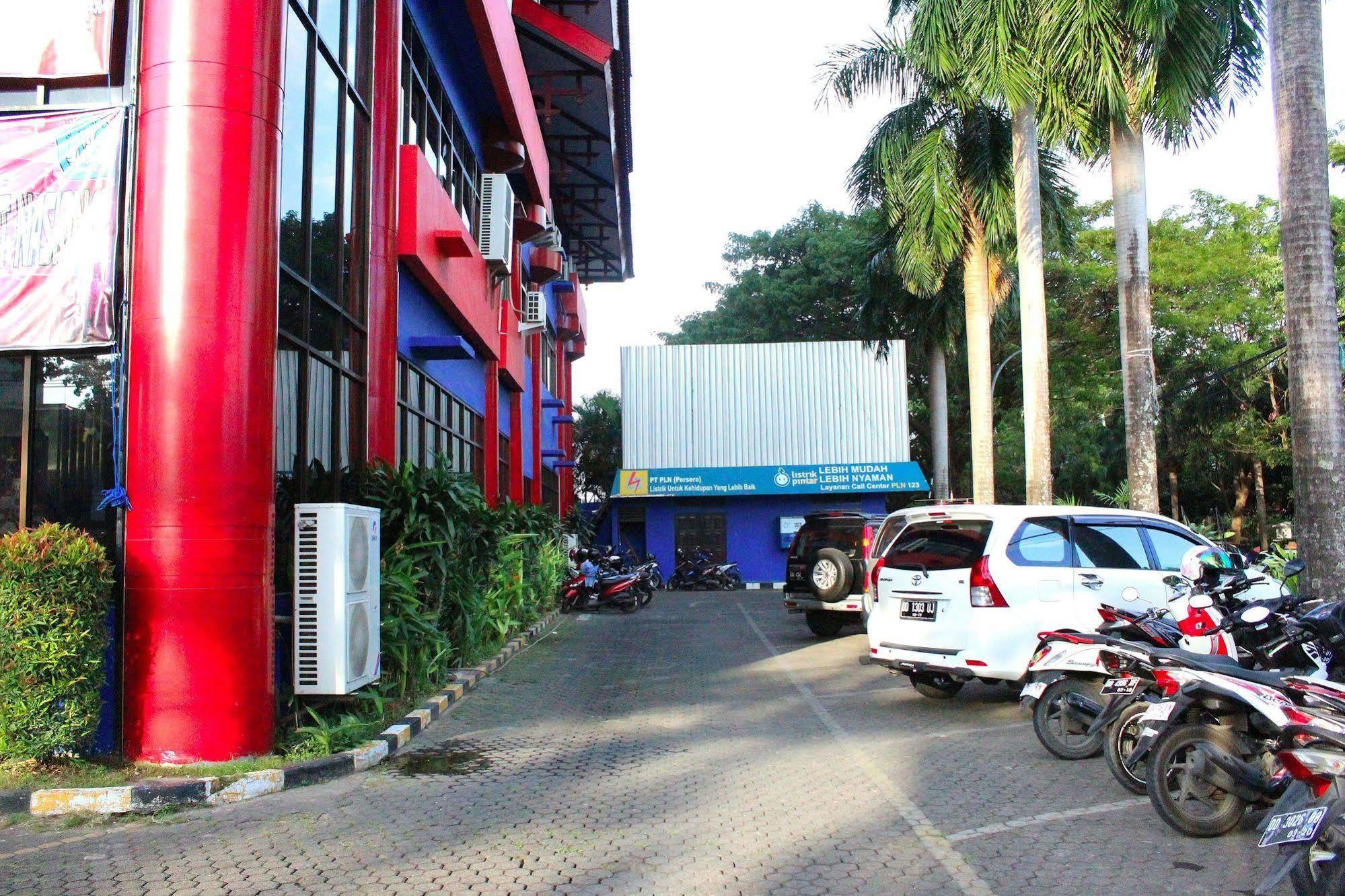 Hotel Zen Sam Ratulangi